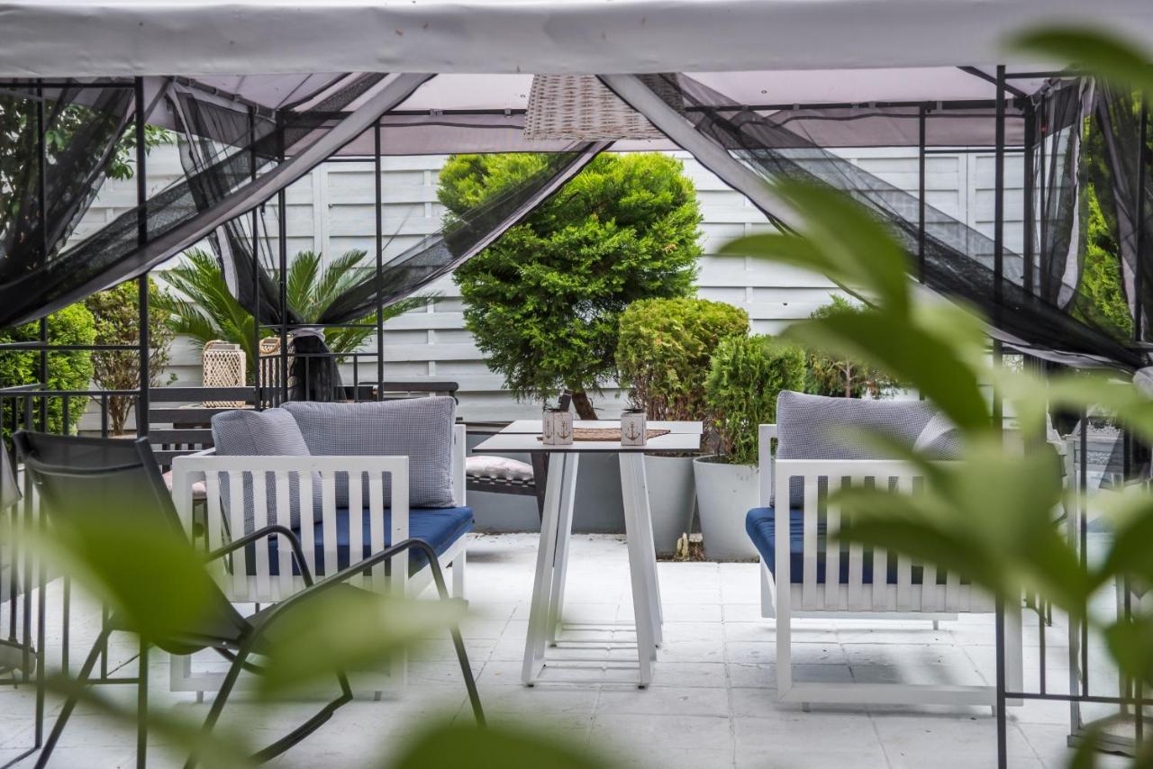 Aqua Mare Hotel Nea Kallikrateia Ngoại thất bức ảnh